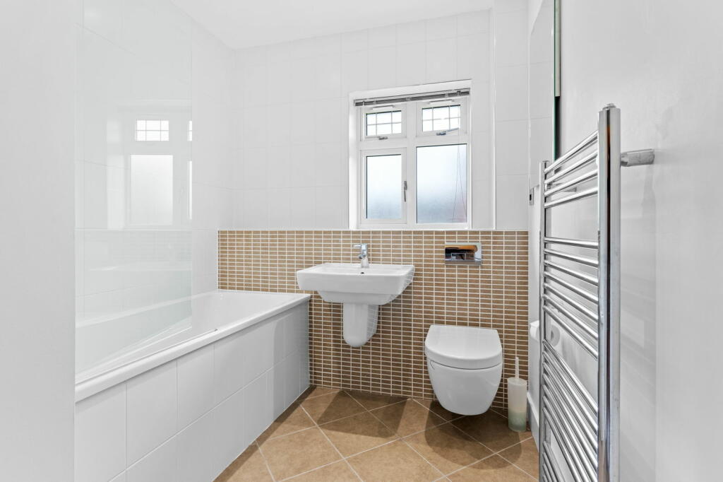 Additional property image - South Parade, Sutton Coldfield, B72 1QY