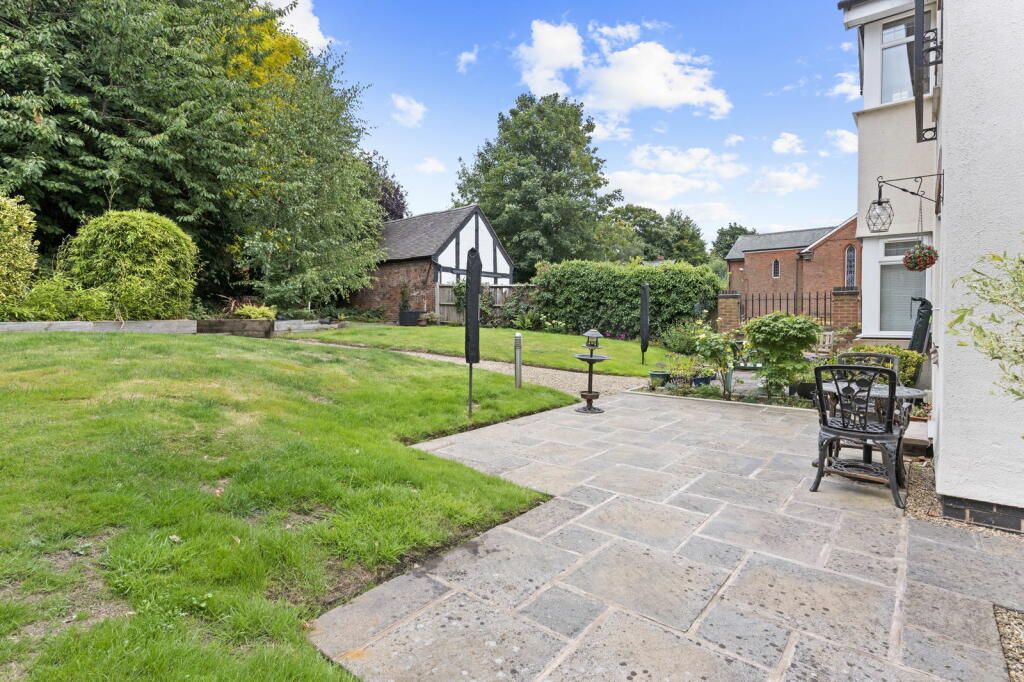 Additional property image - South Parade, Sutton Coldfield, B72 1QY