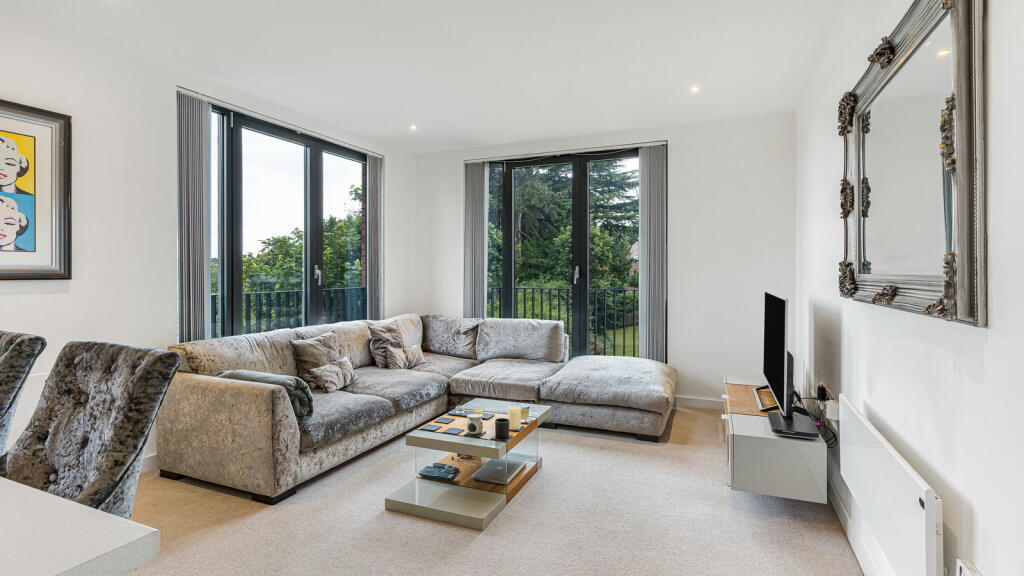 Additional property image - King Edwards Square, Sutton Coldfield, B73 6AQ