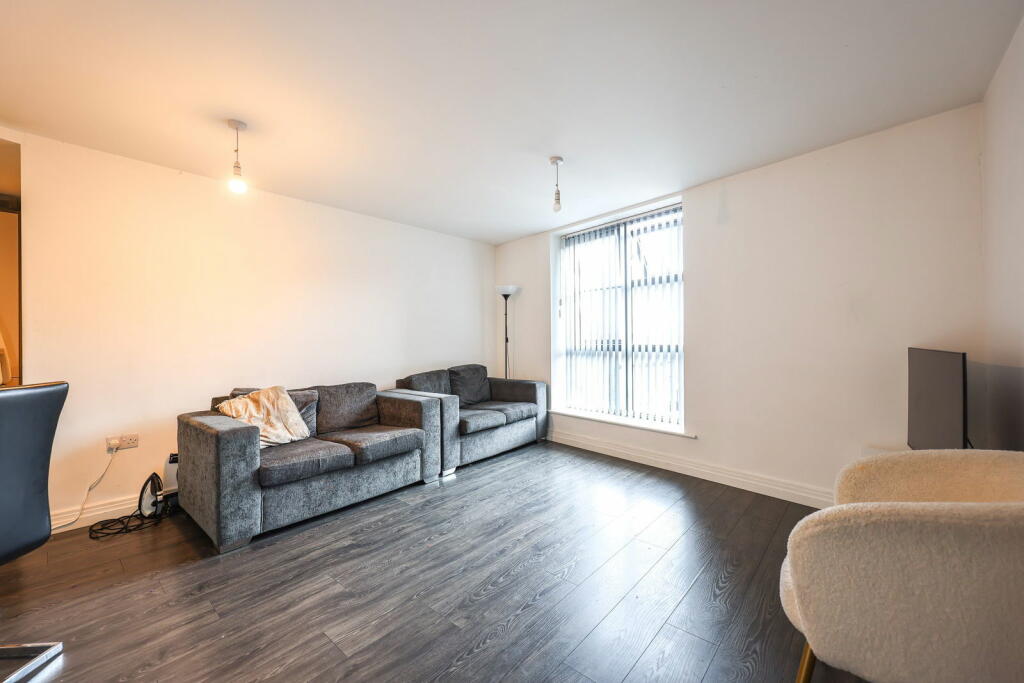 Additional property image - 90 Warstone Lane, Birmingham, B18 6PD