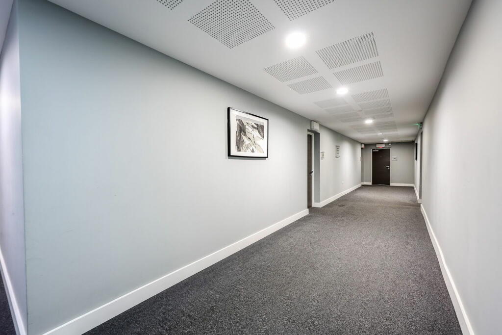 Additional property image - 90 Warstone Lane, Birmingham, B18 6PD