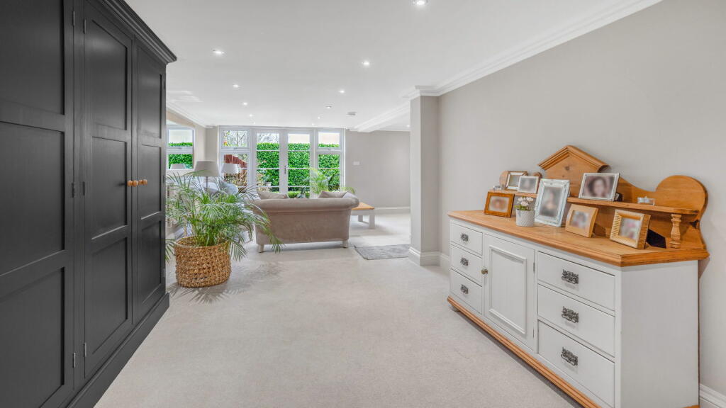 Additional property image - Victoria Road, Sutton Coldfield, B72 1SN