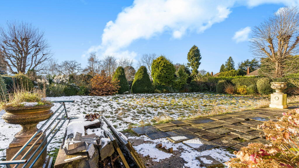 Additional property image - Driffold, Sutton Coldfield, B73 6HE