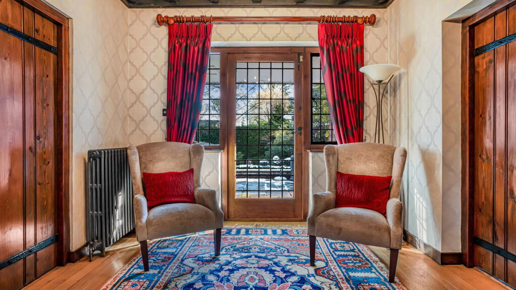 Additional property image - Hartopp Road, Four Oaks Park
