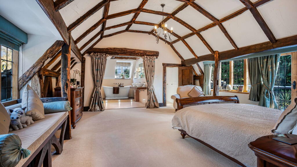 Additional property image - Hartopp Road, Four Oaks Park
