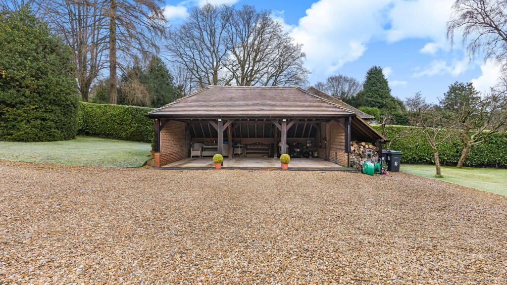 Additional property image - Hartopp Road, Four Oaks Park