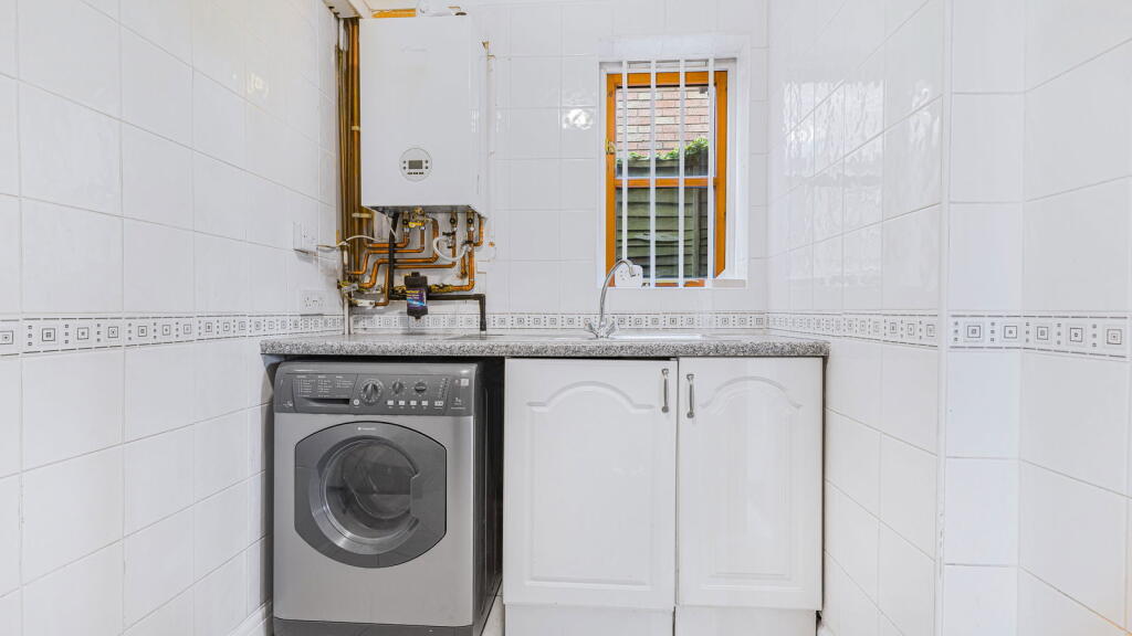 Additional property image - Becket Close, Four Oaks
