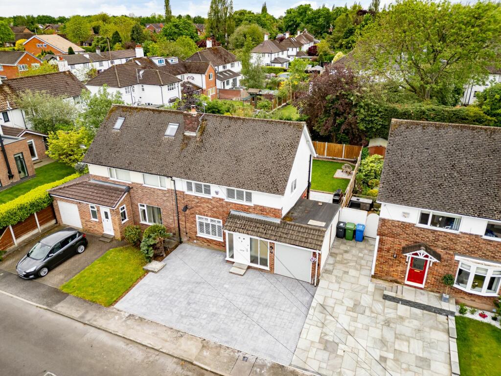 3 bedroom semidetached house for sale in Sephton Avenue, Culcheth, WA3