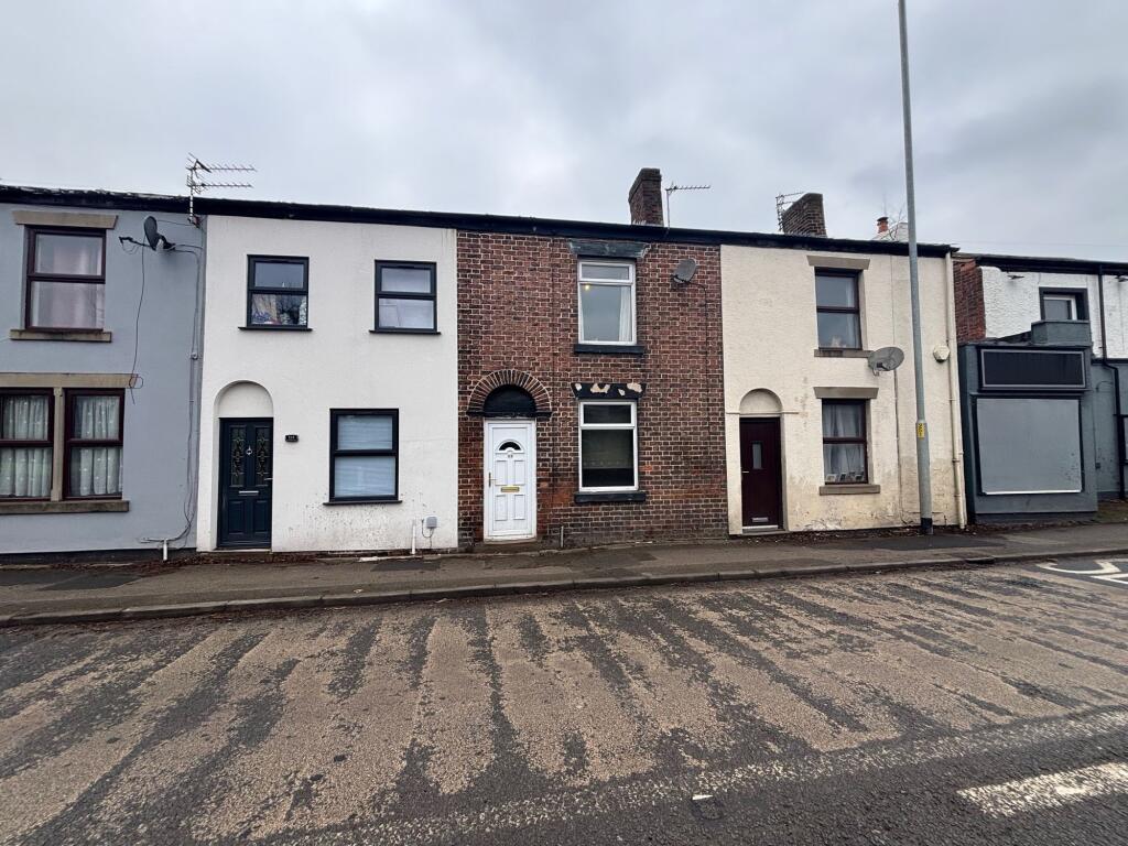 2 bedroom terraced house