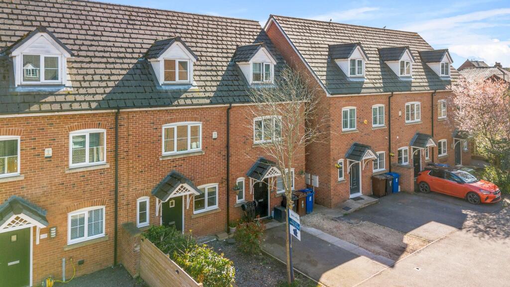 Main image of property: Lowerfield Gardens, Golborne, WA3