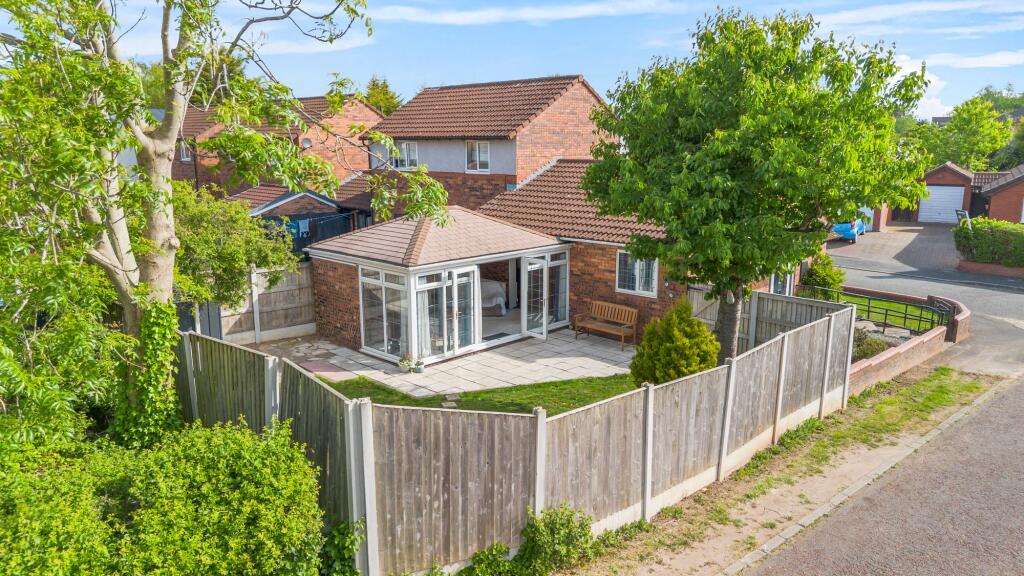 Main image of property: Woolmer Close, Birchwood, WA3