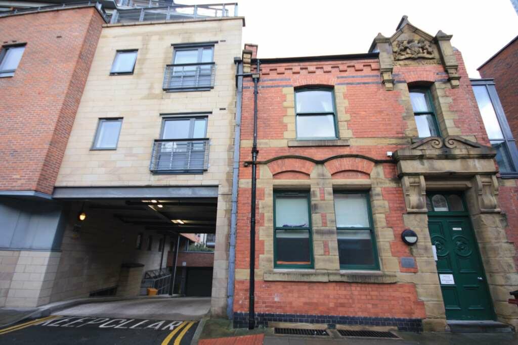 Main image of property: 28 Bridgewater St, Manchester M3 4NH