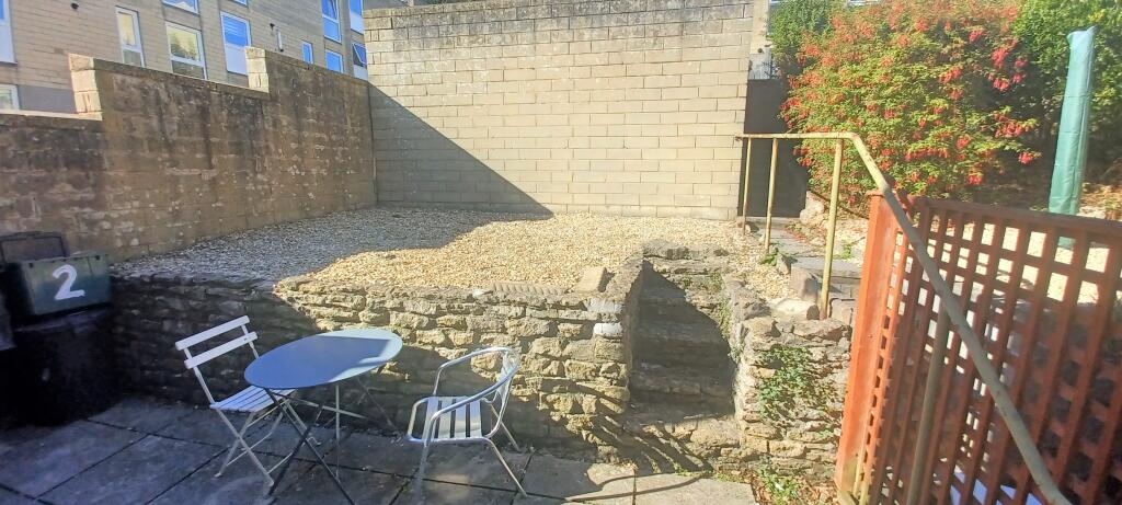 Additional property image - Holloway