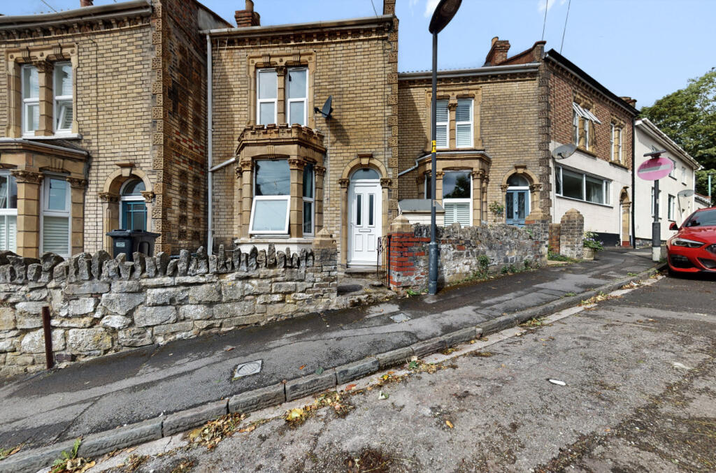 Main image of property: Avondale Road