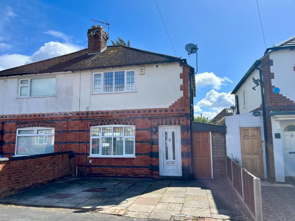 3 bedroom semidetached house for sale in Kingston Avenue, WIGSTON