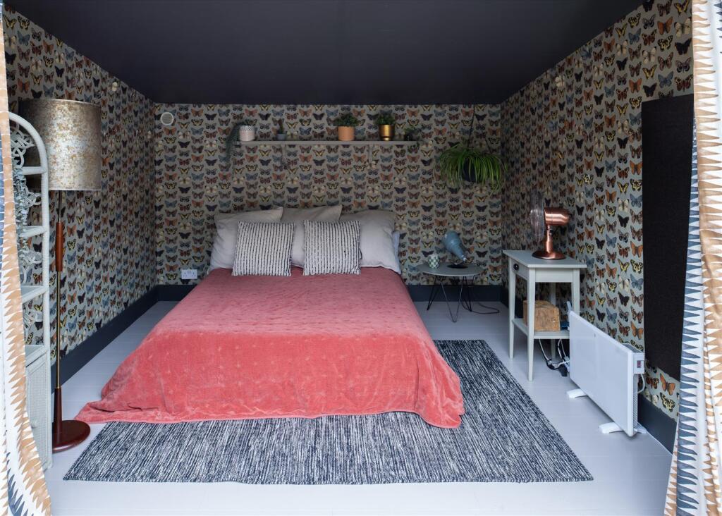 Additional property image - Gladstone Road, Margate