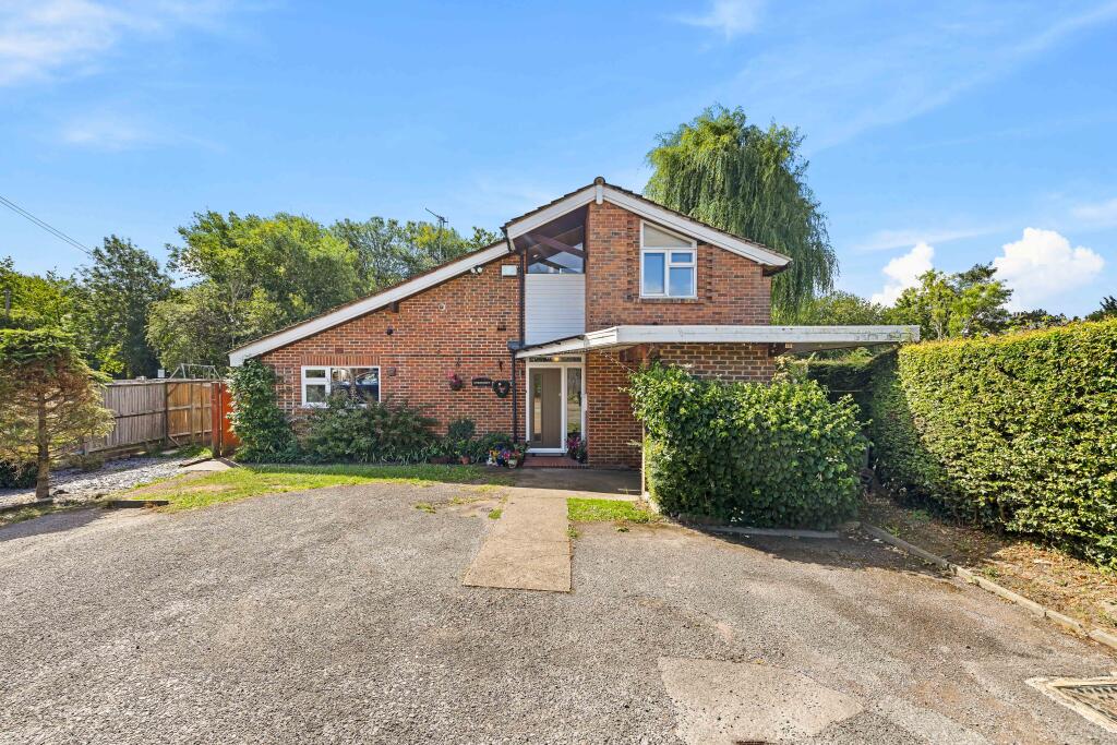 Main image of property: Ref: SM - Reigate Road, Hookwood, RH6 0AR