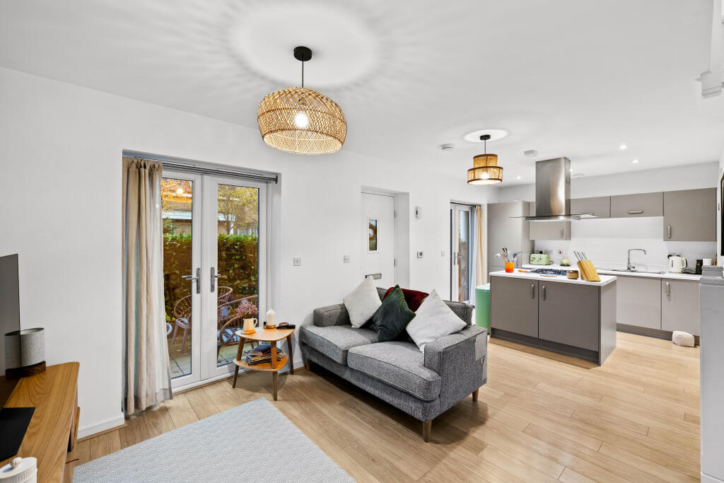 Main image of property: Ref: SB - Victoria Road, Horley, RH6 7GZ