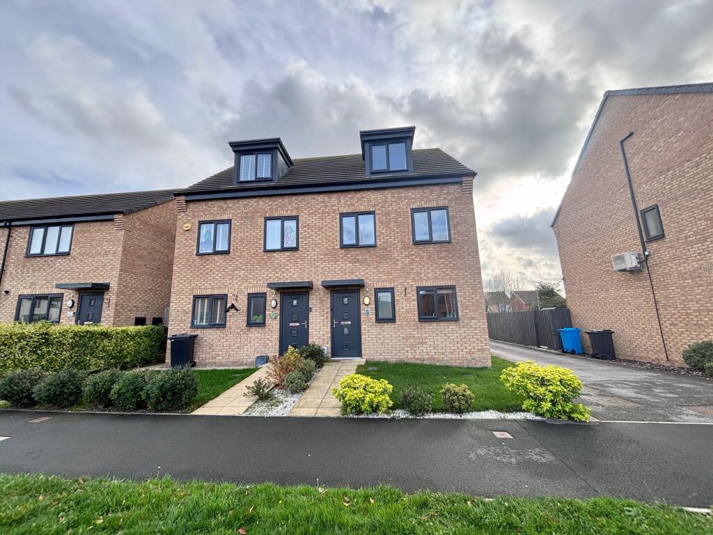 Main image of property: Gypsy Moth Lane, Kingswood, HULL