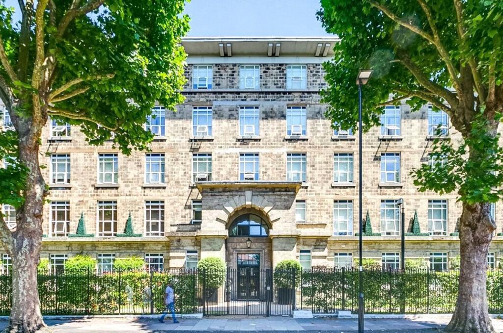 2 bedroom apartment for sale in Bromyard Avenue, London, W3