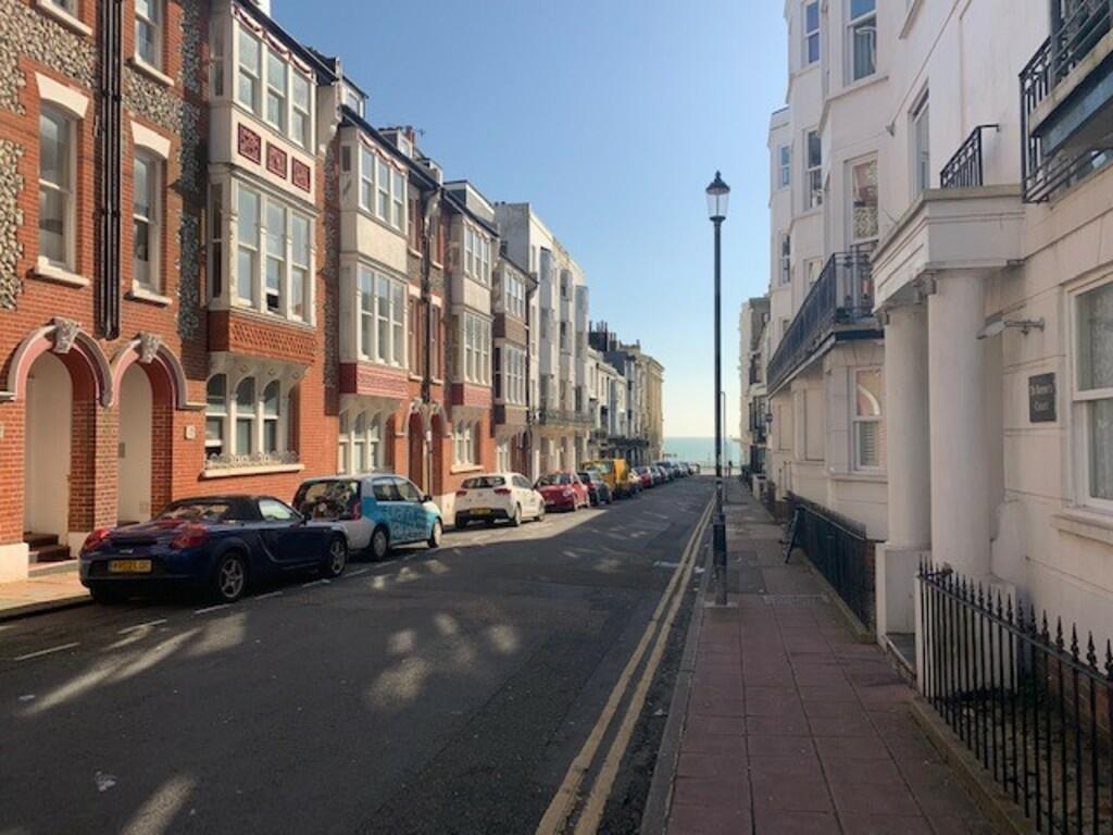 2 bedroom flat for rent in Brighton, East Sussex, BN2