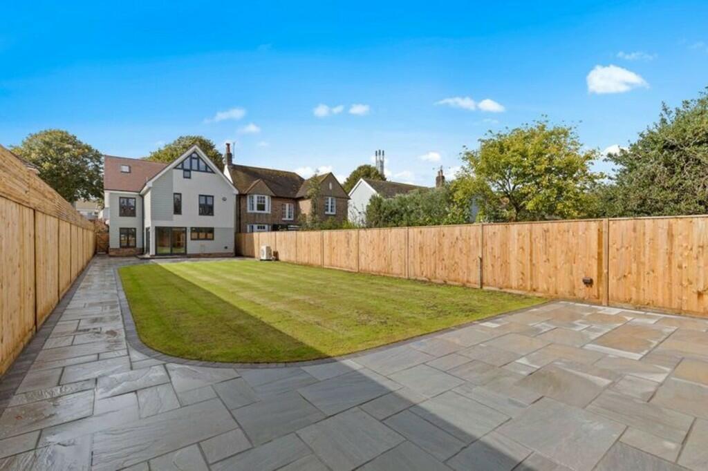 Additional property image - Worthing, West Sussex