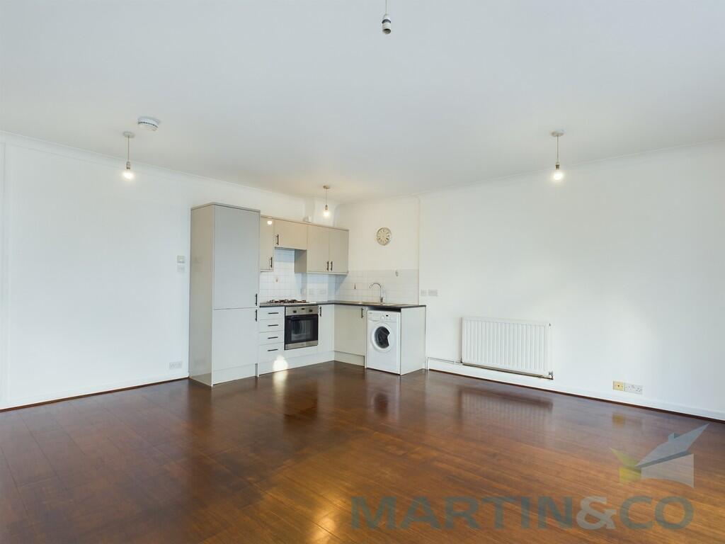 Additional property image - Gloucester Mews, Gloucester Road
