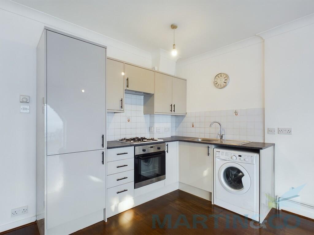 Additional property image - Gloucester Mews, Gloucester Road