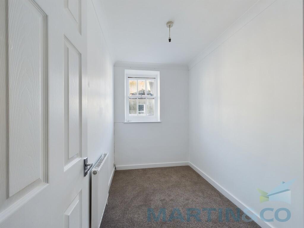 Additional property image - Gloucester Mews, Gloucester Road