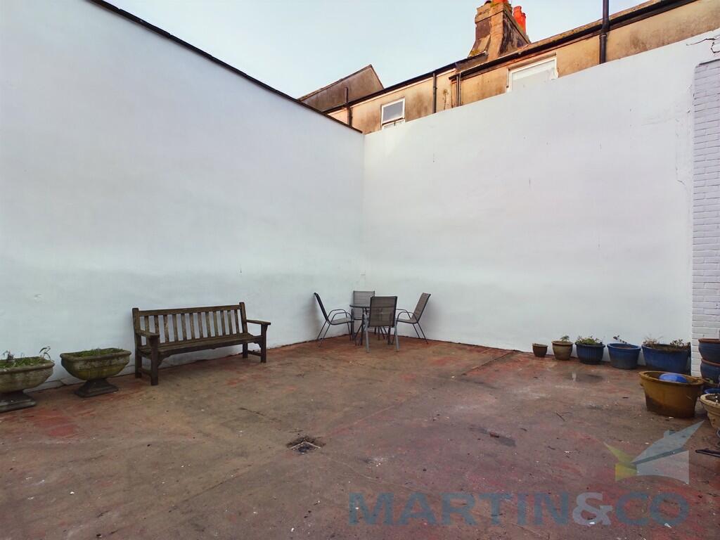 Additional property image - Gloucester Mews, Gloucester Road