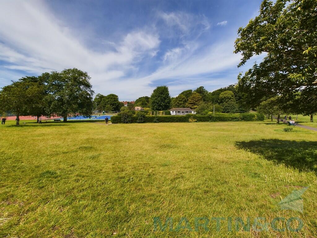 Additional property image - Goldstone Lane,Hove, East Sussex
