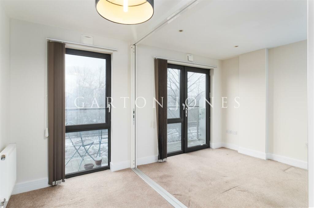1 bedroom flat for sale in The Regent ,18 Gwynne Road, Battersea