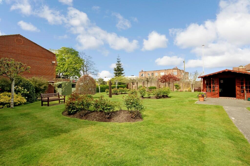 2 bedroom retirement property for sale in Lindsay Road, BRANKSOME PARK