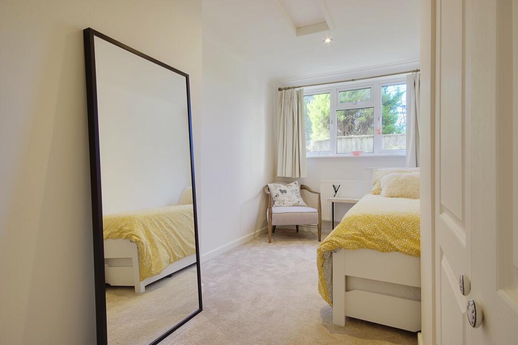 Additional property image - 4 McKinley Road, West Cliff, BH4