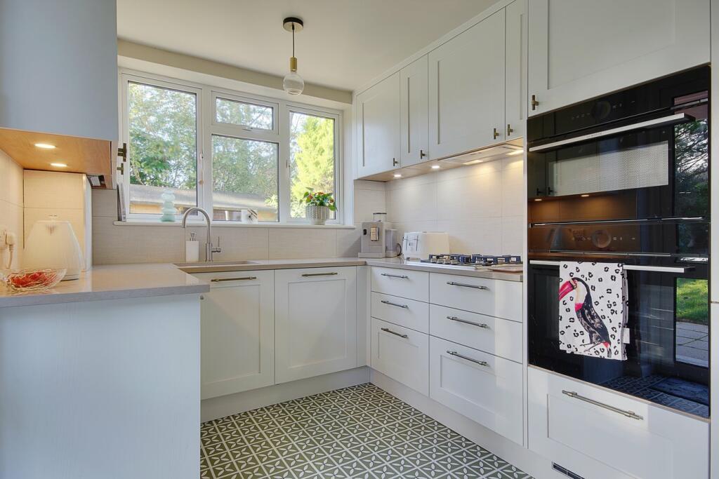 Additional property image - 4 McKinley Road, West Cliff, BH4