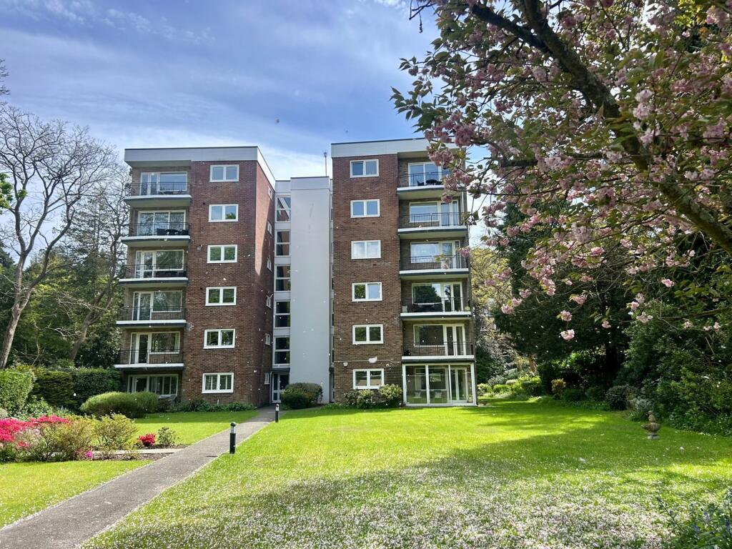 Main image of property: The Avenue, BRANKSOME PARK, BH13