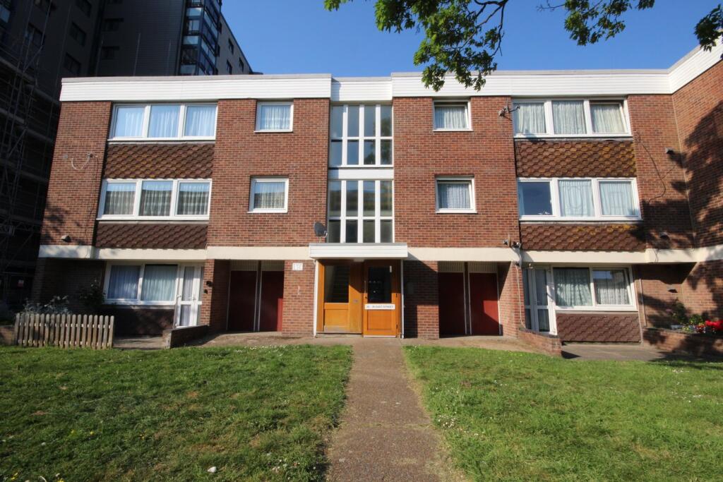 Main image of property: East Street, Poole, BH15