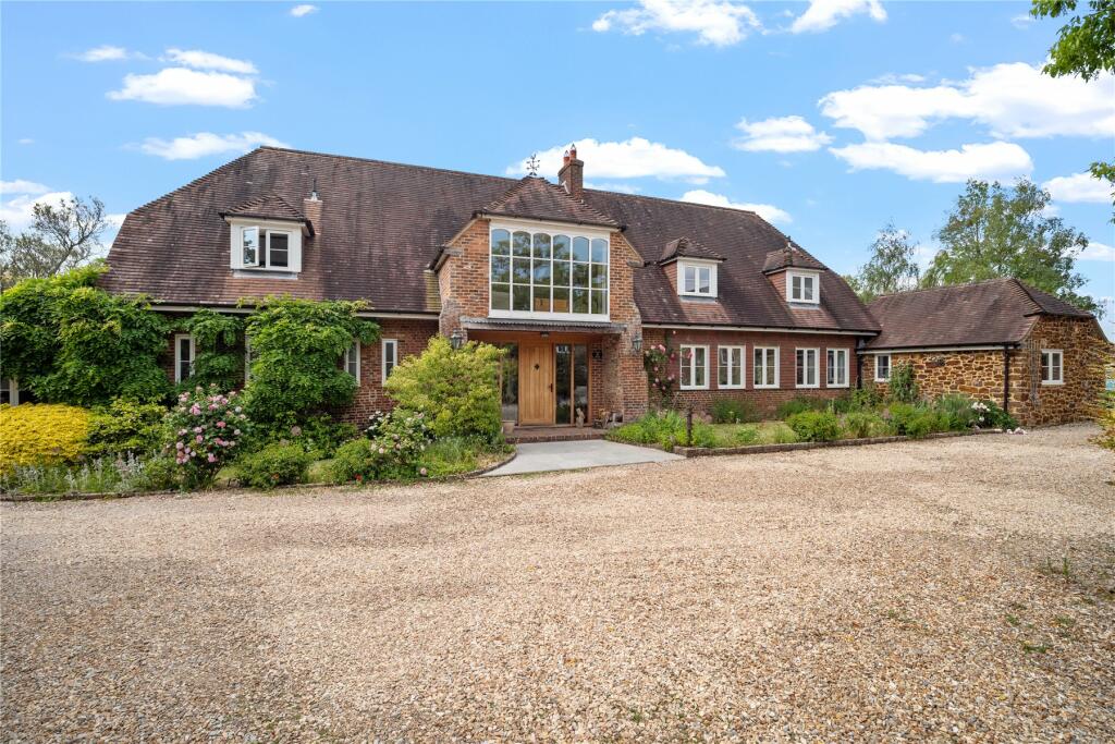 5 bedroom detached house for sale in Lytchett Matravers, Poole, Dorset
