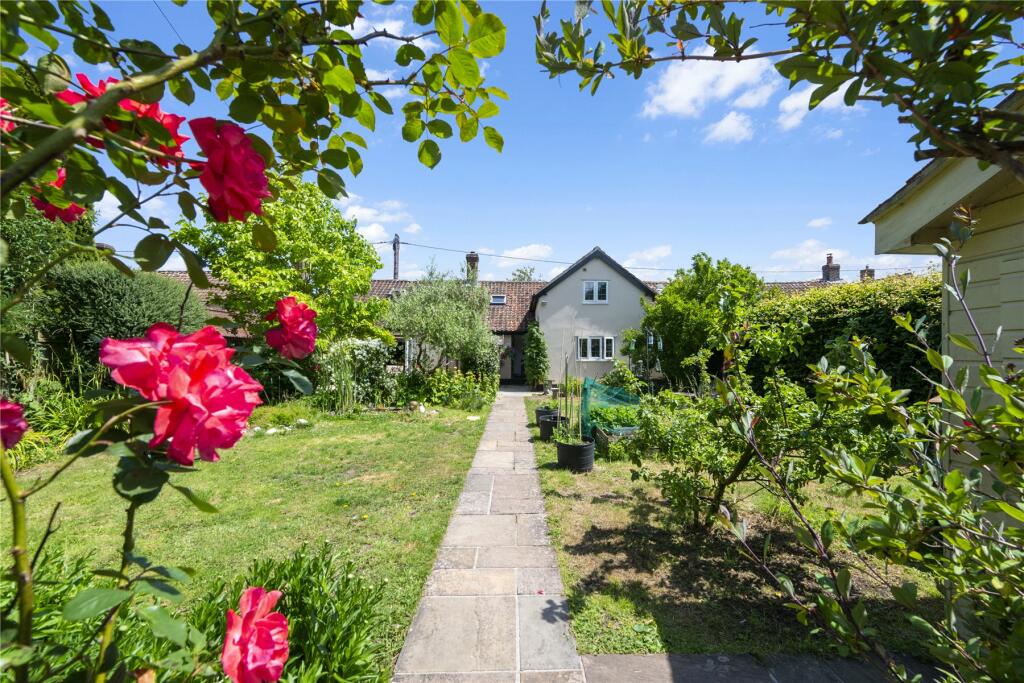 4 bedroom semidetached house for sale in Winfrith Newburgh, Dorset, DT2