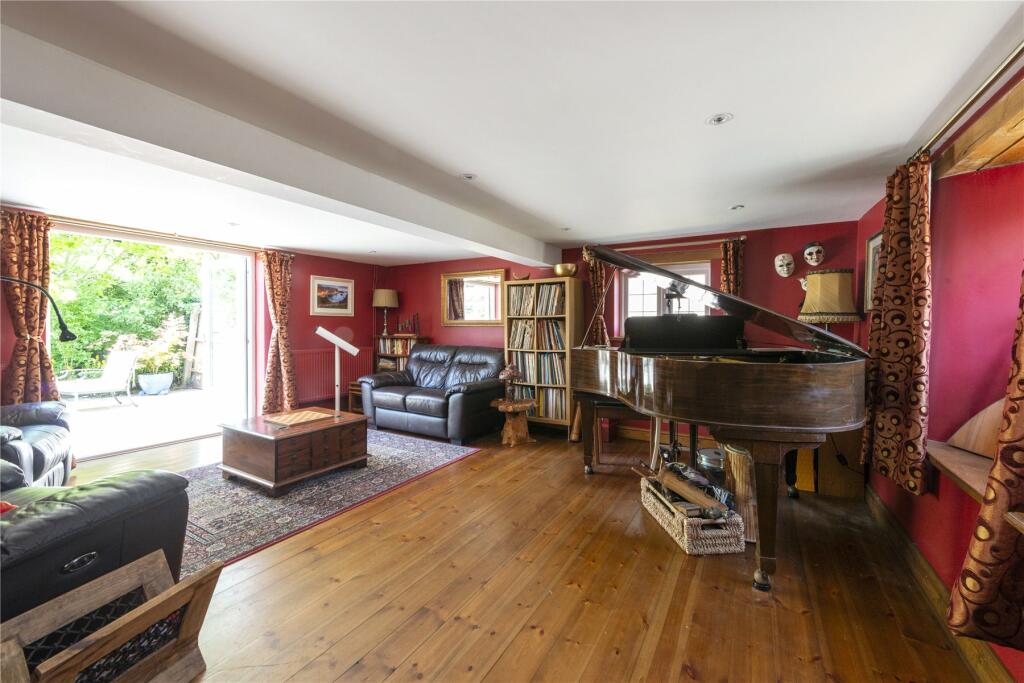 4 bedroom semidetached house for sale in Winfrith Newburgh, Dorset, DT2