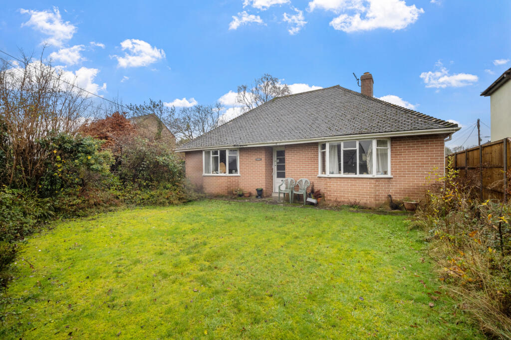 2 bedroom bungalow for sale in Stoborough, Wareham, Dorset, BH20