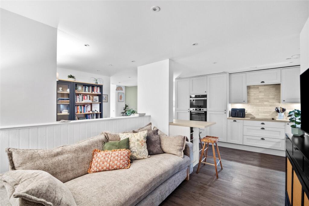 Additional property image - Poole, Dorset