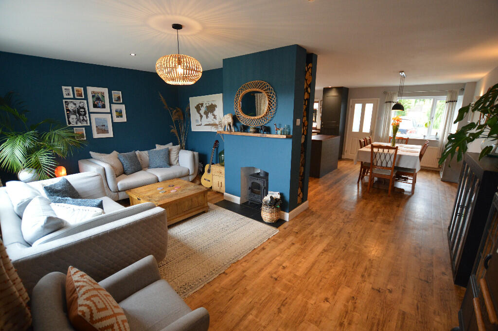 4 bedroom semidetached house for sale in Lower Shelton Road, Lower