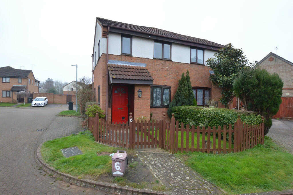 1 bedroom cluster house for sale in Johnson Close, Marston Moretaine, MK43