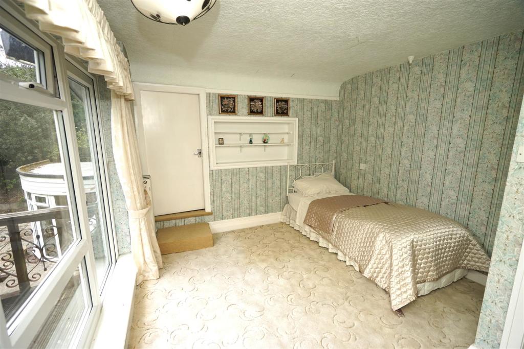 4 bedroom detached house for sale in Haigh Road, Haigh, Wigan, WN2