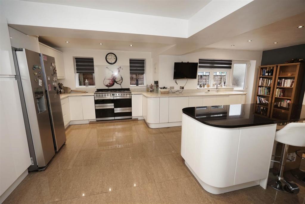 5 bedroom detached house for sale in Regent Road, Lostock, Bolton, BL6