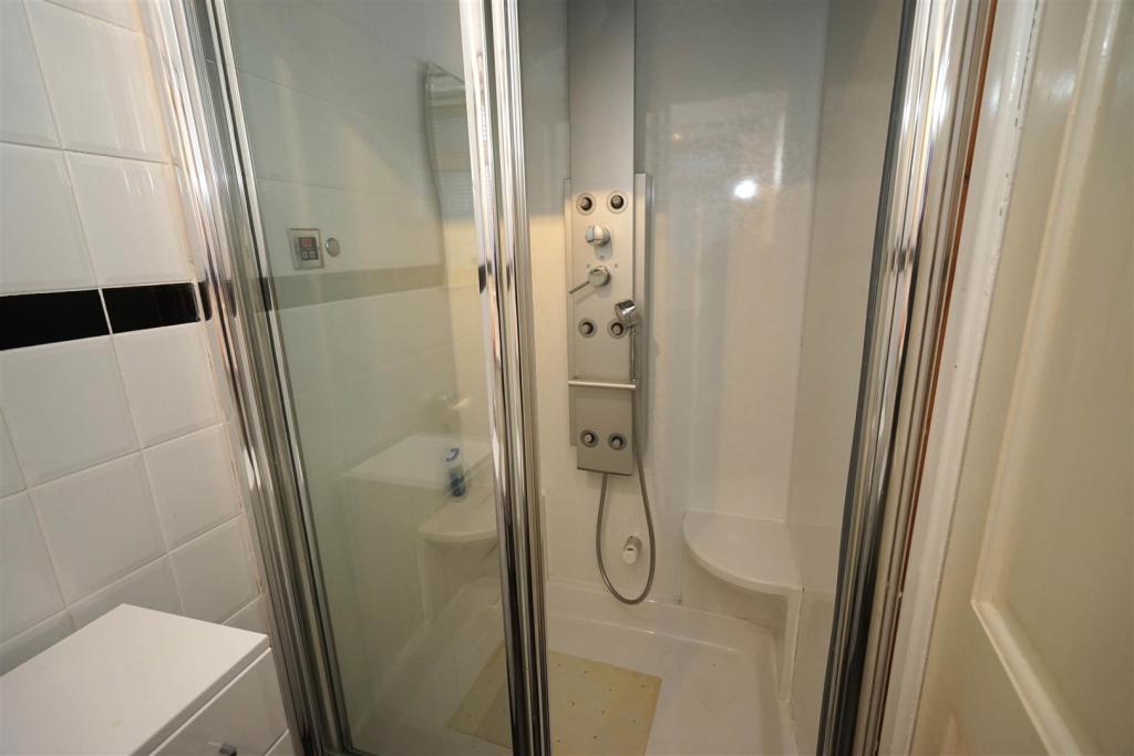 5 bedroom detached house for sale in Regent Road, Lostock, Bolton, BL6