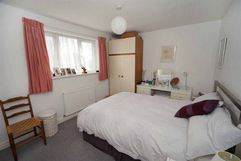 3 bedroom detached house for sale in Kensington Drive, Horwich, Bolton, BL6