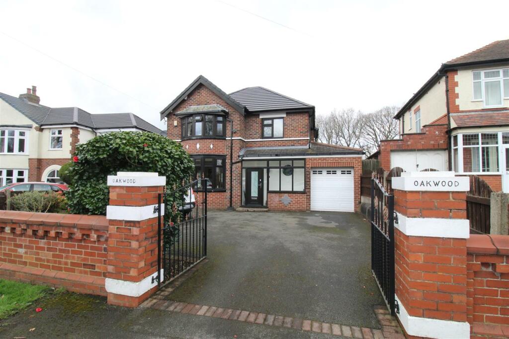 Additional property image - Lever Park Avenue, Horwich, Bolton
