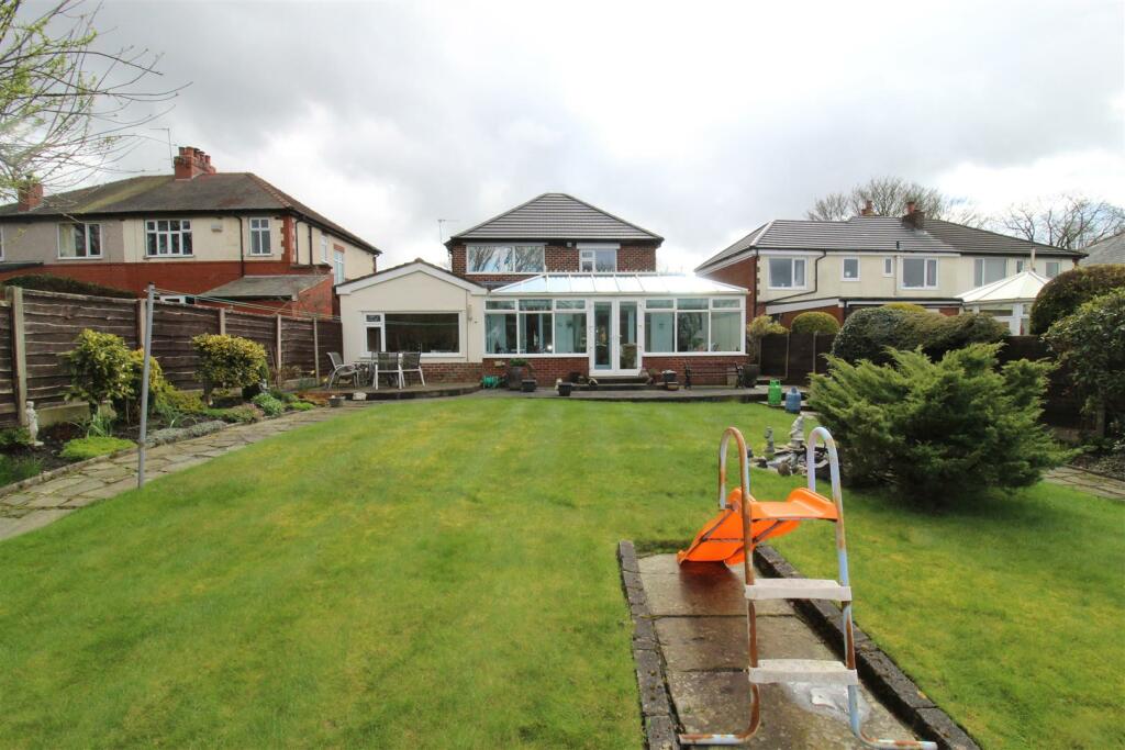Additional property image - Lever Park Avenue, Horwich, Bolton